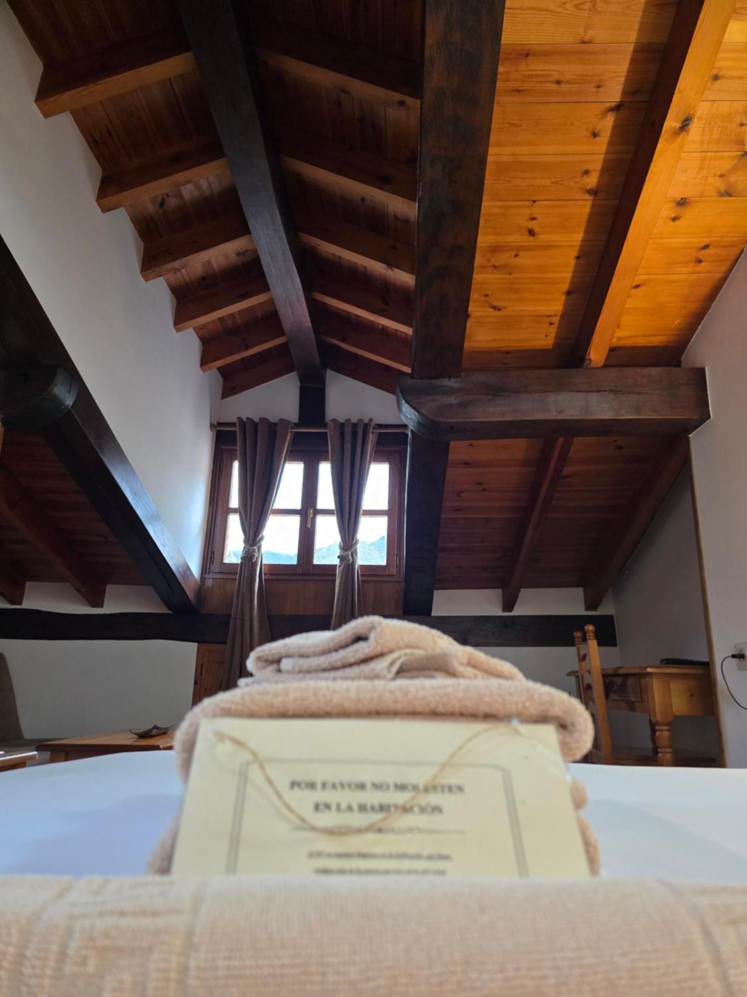 Hotel Rural El Sestil Dobres Kültér fotó